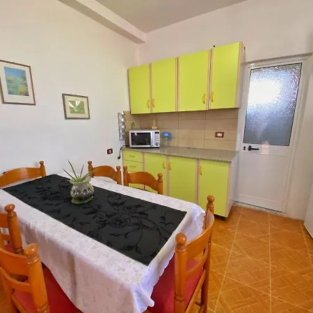 Konukevi Guest House Spille Spille